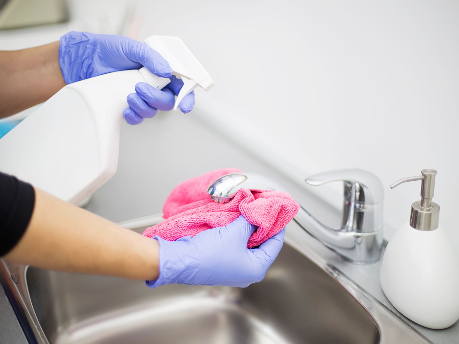 How Cleaning Improves Indoor Environment